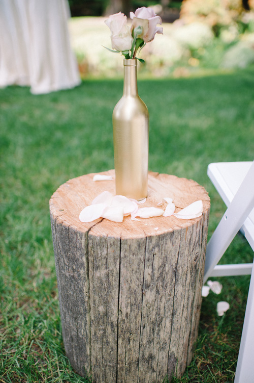 A Lush, Rustic Wedding at DeLille Cellars|Blue Rose Photography