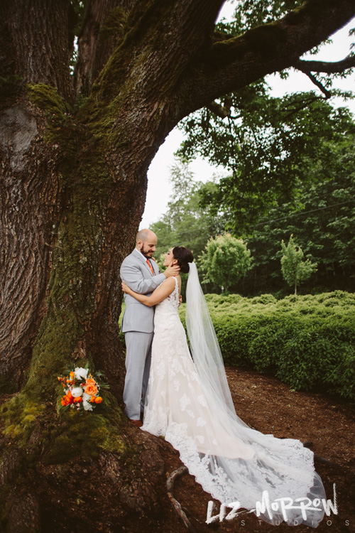 Labyrinth Inspired Woodinville Winery Wedding from Sweet Pea Events |  Photography by Liz Morrow Studios